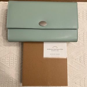NEW Pottery Barn McKenna Leather Travel Portfolio